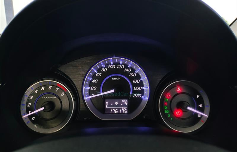 ขายรถเก๋งมือสอง-honda-ฮอนด้า-city-ซิตี้-รถปี2013-รหัส76183-c2029b1d.jpg ขายรถเก๋งมือสอง-honda-ฮอนด้า-city-ซิตี้-รถปี2013-รหัส76183-c2029b1d.jpg
