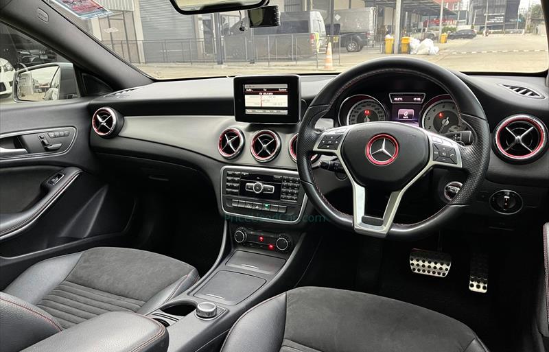 ขายรถเก๋งมือสอง-mercedes-benz-เมอร์เซเดสเบนซ์-cla250-amg-ซีแอลเอสองห้าศูนย์-เอเอ็มจี-รถปี2014-รหัส76219-91b998f0.jpg ขายรถเก๋งมือสอง-mercedes-benz-เมอร์เซเดสเบนซ์-cla250-amg-ซีแอลเอสองห้าศูนย์-เอเอ็มจี-รถปี2014-รหัส76219-91b998f0.jpg