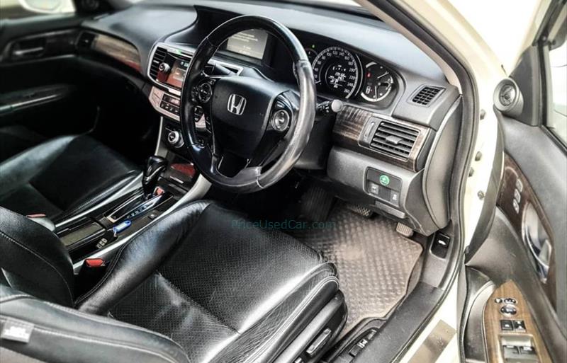 ขายรถเก๋งมือสอง-honda-ฮอนด้า-accord-แอคคอร์ด-รถปี2013-รหัส76226-76cdae19.jpg ขายรถเก๋งมือสอง-honda-ฮอนด้า-accord-แอคคอร์ด-รถปี2013-รหัส76226-76cdae19.jpg