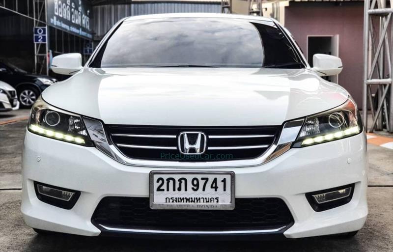 ขายรถเก๋งมือสอง honda accord รถปี2013 รหัส 76226 รูปที่3