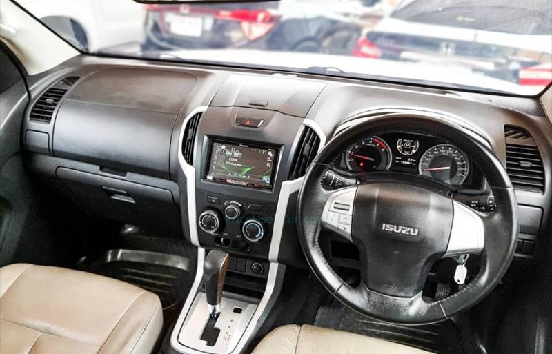 ขายรถ-suv-มือสอง-isuzu-อีซูซุ-mu-x-มิวเอ็กซ์-รถปี2017-รหัส76231-eef533eb.jpg ขายรถ-suv-มือสอง-isuzu-อีซูซุ-mu-x-มิวเอ็กซ์-รถปี2017-รหัส76231-eef533eb.jpg