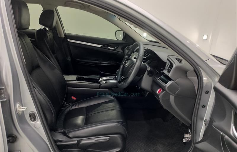 ขายรถเก๋งมือสอง-honda-ฮอนด้า-civic-ซีวิค-รถปี2020-รหัส76286-b80fcecb.jpg ขายรถเก๋งมือสอง-honda-ฮอนด้า-civic-ซีวิค-รถปี2020-รหัส76286-b80fcecb.jpg