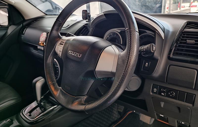 ขายรถอเนกประสงค์มือสอง isuzu mu-x รถปี2016 รหัส 76290 รูปที่6 ขายรถอเนกประสงค์มือสอง isuzu mu-x รถปี2016 รหัส 76290 รูปที่6