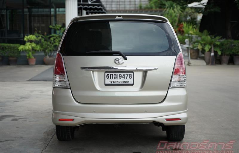 ขายรถตู้มือสอง toyota innova รถปี2010 รหัส 76334 รูปที่3