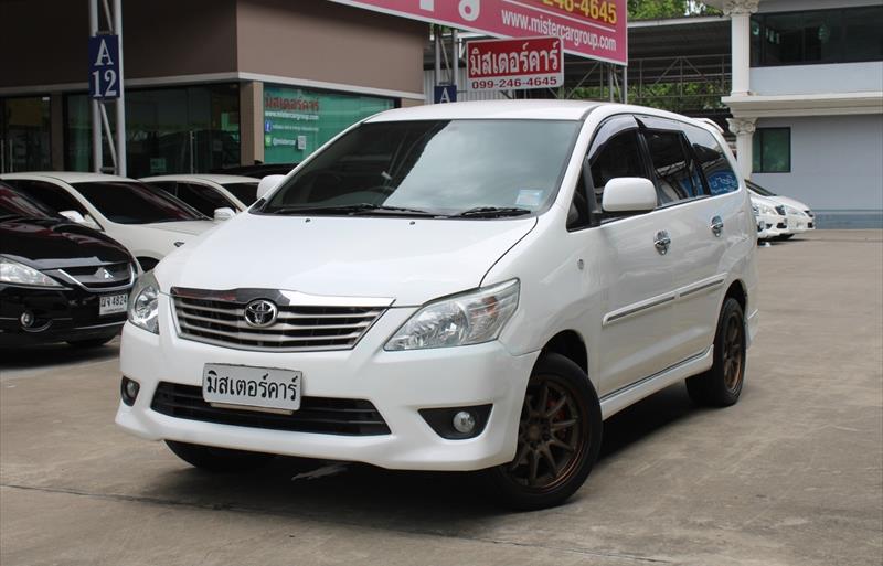 รถตู้มือสอง  TOYOTA INNOVA 2.0 G รถปี2014