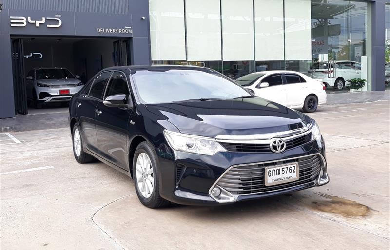 ขายรถเก๋งมือสอง-toyota-โตโยต้า-camry-คัมรี่-รถปี2017-รหัส76355-317ae582.jpg ขายรถเก๋งมือสอง-toyota-โตโยต้า-camry-คัมรี่-รถปี2017-รหัส76355-317ae582.jpg