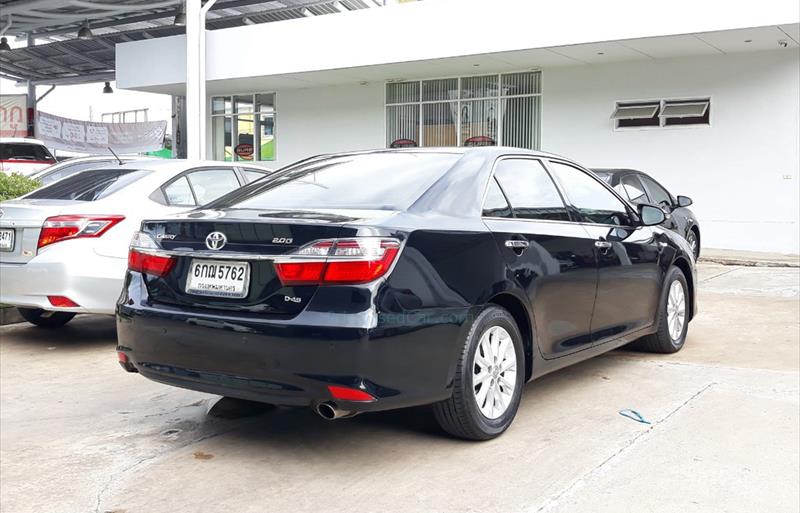 ขายรถเก๋งมือสอง-toyota-โตโยต้า-camry-คัมรี่-รถปี2017-รหัส76355-34ba1a30.jpg ขายรถเก๋งมือสอง-toyota-โตโยต้า-camry-คัมรี่-รถปี2017-รหัส76355-34ba1a30.jpg