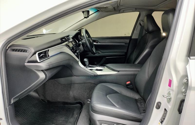 ขายรถเก๋งมือสอง-toyota-โตโยต้า-camry-คัมรี่-รถปี2019-รหัส76357-2a71b576.jpg ขายรถเก๋งมือสอง-toyota-โตโยต้า-camry-คัมรี่-รถปี2019-รหัส76357-2a71b576.jpg