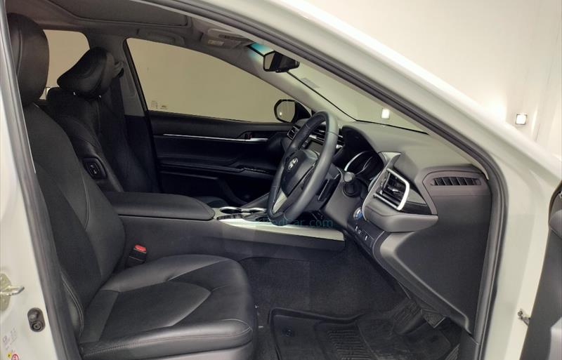 ขายรถเก๋งมือสอง-toyota-โตโยต้า-camry-คัมรี่-รถปี2019-รหัส76357-79d62ccc.jpg ขายรถเก๋งมือสอง-toyota-โตโยต้า-camry-คัมรี่-รถปี2019-รหัส76357-79d62ccc.jpg
