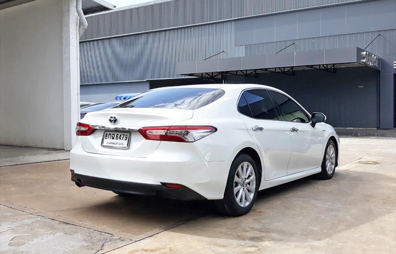 ขายรถเก๋งมือสอง-toyota-โตโยต้า-camry-คัมรี่-รถปี2019-รหัส76358-018d4d1d.jpg ขายรถเก๋งมือสอง-toyota-โตโยต้า-camry-คัมรี่-รถปี2019-รหัส76358-018d4d1d.jpg