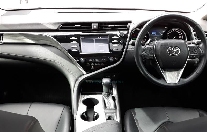 ขายรถเก๋งมือสอง-toyota-โตโยต้า-camry-คัมรี่-รถปี2019-รหัส76358-de6da9df.jpg ขายรถเก๋งมือสอง-toyota-โตโยต้า-camry-คัมรี่-รถปี2019-รหัส76358-de6da9df.jpg