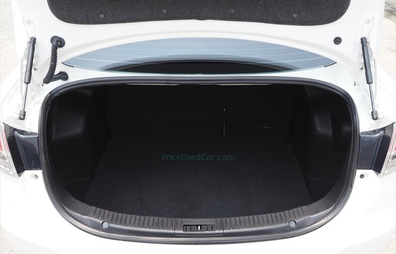 ขายรถเก๋งมือสอง-mazda-มาสด้า-2-สอง-รถปี2011-รหัส76393-3a7bbdda.jpg ขายรถเก๋งมือสอง-mazda-มาสด้า-2-สอง-รถปี2011-รหัส76393-3a7bbdda.jpg