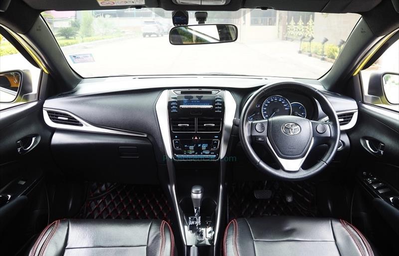 ขายรถเก๋งมือสอง-toyota-โตโยต้า-yaris-ยาริส-รถปี2017-รหัส76403-a93912c3.jpg ขายรถเก๋งมือสอง-toyota-โตโยต้า-yaris-ยาริส-รถปี2017-รหัส76403-a93912c3.jpg