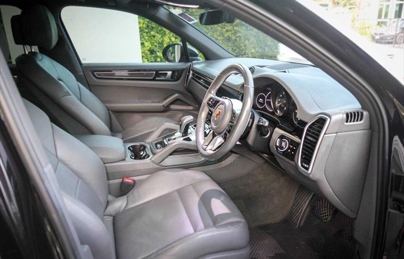 ขายรถ-suv-มือสอง-porsche-ปอร์เช่-cayenne-รถปี2018-รหัส76485-775884d2.jpg ขายรถ-suv-มือสอง-porsche-ปอร์เช่-cayenne-รถปี2018-รหัส76485-775884d2.jpg