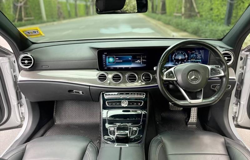 ขายรถเก๋งมือสอง-mercedes-benz-เมอร์เซเดสเบนซ์-e220-รถปี2017-รหัส76498-b54256bb.jpg ขายรถเก๋งมือสอง-mercedes-benz-เมอร์เซเดสเบนซ์-e220-รถปี2017-รหัส76498-b54256bb.jpg