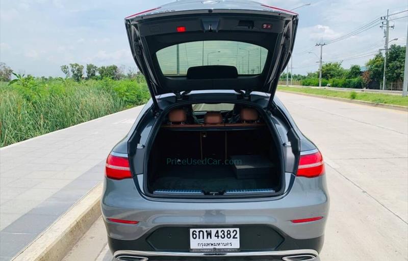 ขายรถเก๋งมือสอง-mercedes-benz-เมอร์เซเดสเบนซ์-glc250-จีแอลซีสองห้าศูนย์-รถปี2017-รหัส76510-190ca70a.jpg ขายรถเก๋งมือสอง-mercedes-benz-เมอร์เซเดสเบนซ์-glc250-จีแอลซีสองห้าศูนย์-รถปี2017-รหัส76510-190ca70a.jpg
