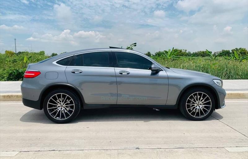 ขายรถเก๋งมือสอง-mercedes-benz-เมอร์เซเดสเบนซ์-glc250-จีแอลซีสองห้าศูนย์-รถปี2017-รหัส76510-fa764032.jpg ขายรถเก๋งมือสอง-mercedes-benz-เมอร์เซเดสเบนซ์-glc250-จีแอลซีสองห้าศูนย์-รถปี2017-รหัส76510-fa764032.jpg