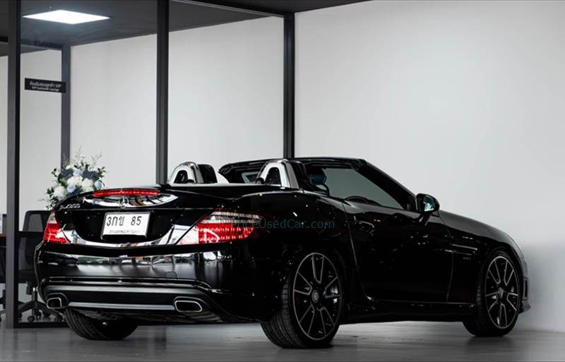ขายรถเก๋งมือสอง-mercedes-benz-เมอร์เซเดสเบนซ์-slk200-รถปี2017-รหัส76511-1057136e.jpg ขายรถเก๋งมือสอง-mercedes-benz-เมอร์เซเดสเบนซ์-slk200-รถปี2017-รหัส76511-1057136e.jpg