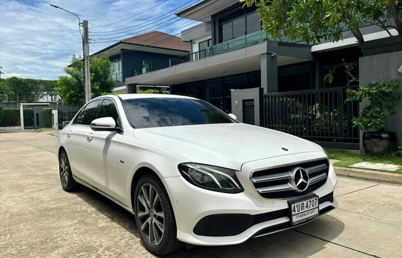 ขายรถเก๋งมือสอง-mercedes-benz-เมอร์เซเดสเบนซ์-e350e-รถปี2017-รหัส76559-6a5c040e.jpg ขายรถเก๋งมือสอง-mercedes-benz-เมอร์เซเดสเบนซ์-e350e-รถปี2017-รหัส76559-6a5c040e.jpg