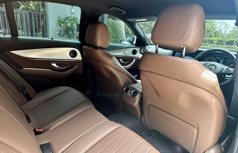 ขายรถเก๋งมือสอง-mercedes-benz-เมอร์เซเดสเบนซ์-e350e-รถปี2017-รหัส76559-78f17308.jpg ขายรถเก๋งมือสอง-mercedes-benz-เมอร์เซเดสเบนซ์-e350e-รถปี2017-รหัส76559-78f17308.jpg