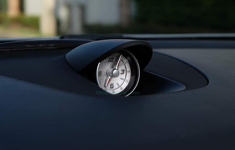 ขายรถเก๋งมือสอง-mercedes-benz-เมอร์เซเดสเบนซ์-slk200-amg-รถปี2013-รหัส76564-0c6f4063.jpg ขายรถเก๋งมือสอง-mercedes-benz-เมอร์เซเดสเบนซ์-slk200-amg-รถปี2013-รหัส76564-0c6f4063.jpg