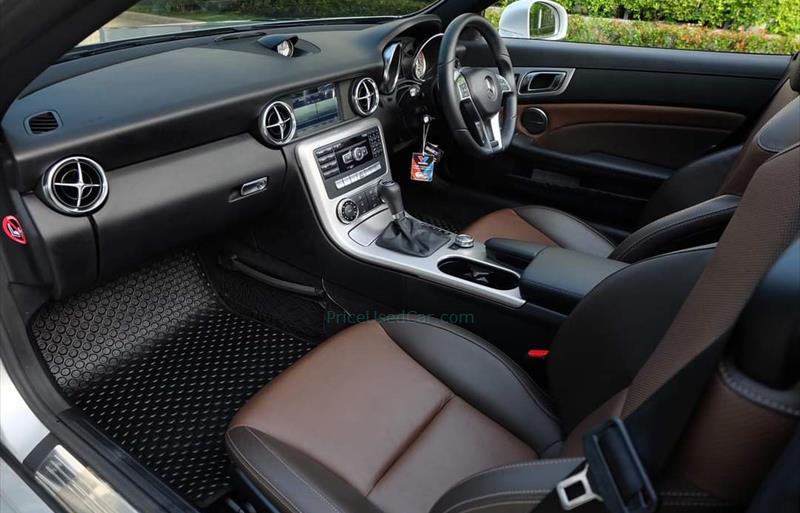 ขายรถเก๋งมือสอง-mercedes-benz-เมอร์เซเดสเบนซ์-slk200-amg-รถปี2013-รหัส76564-57501ee6.jpg ขายรถเก๋งมือสอง-mercedes-benz-เมอร์เซเดสเบนซ์-slk200-amg-รถปี2013-รหัส76564-57501ee6.jpg