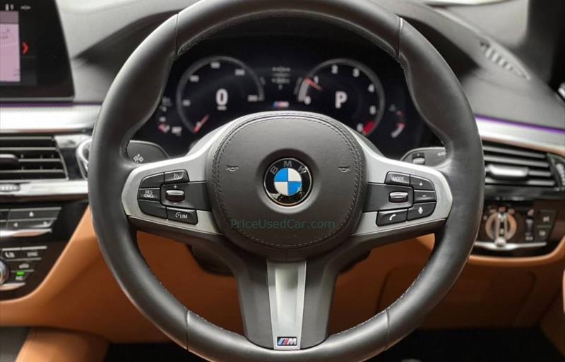 ขายรถเก๋งมือสอง-bmw-บีเอ็มดับบลิว-520d-ห้าสองศูนย์ดี-รถปี2020-รหัส76569-c7b5e01e.jpg ขายรถเก๋งมือสอง-bmw-บีเอ็มดับบลิว-520d-ห้าสองศูนย์ดี-รถปี2020-รหัส76569-c7b5e01e.jpg