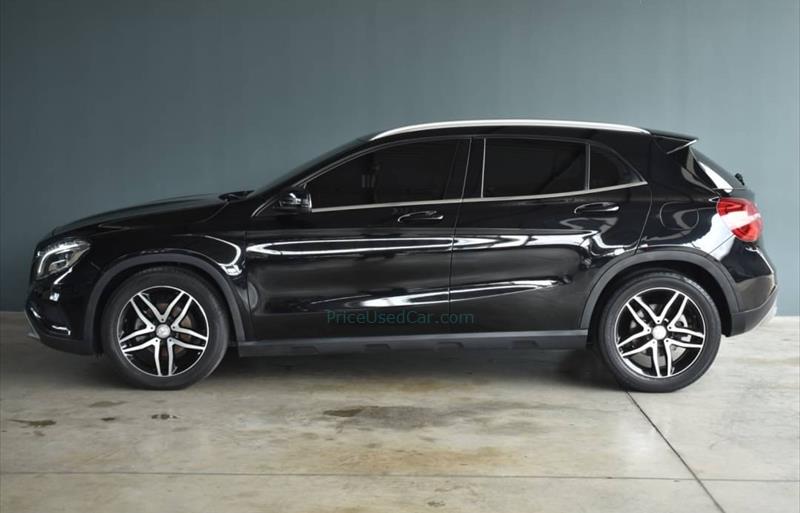 ขายรถเก๋งมือสอง-mercedes-benz-เมอร์เซเดสเบนซ์-gla200-รถปี2014-รหัส76589-1b335a17.jpg ขายรถเก๋งมือสอง-mercedes-benz-เมอร์เซเดสเบนซ์-gla200-รถปี2014-รหัส76589-1b335a17.jpg