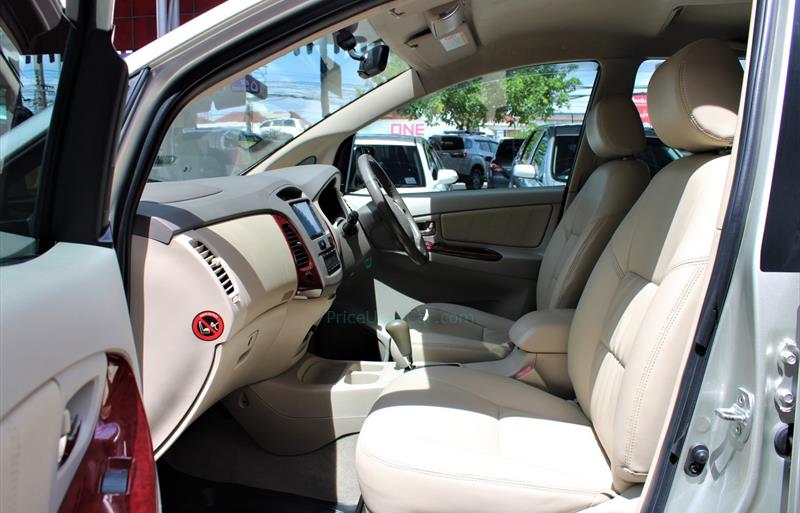 ขายรถตู้มือสอง-toyota-โตโยต้า-innova-อินโนวา-รถปี2006-รหัส76630-fb7f6e85.jpg ขายรถตู้มือสอง-toyota-โตโยต้า-innova-อินโนวา-รถปี2006-รหัส76630-fb7f6e85.jpg