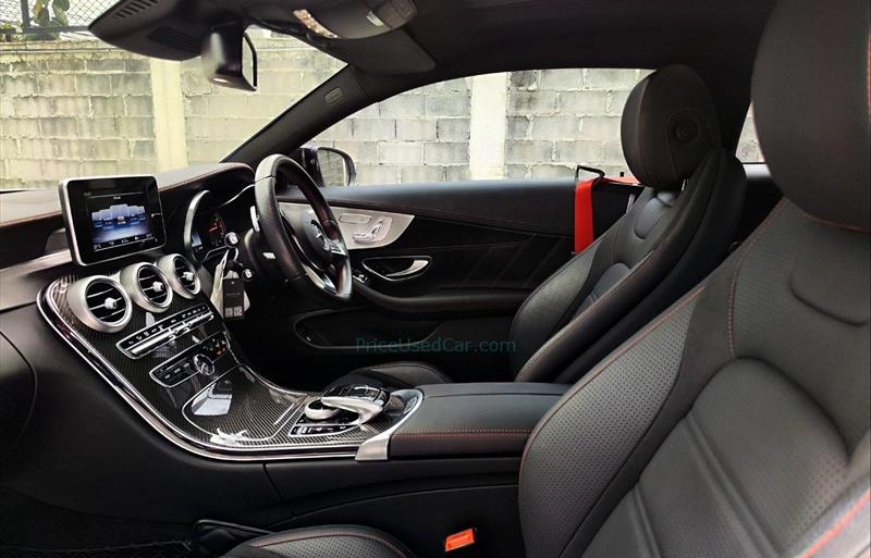ขายรถเก๋งมือสอง-mercedes-benz-เมอร์เซเดสเบนซ์-c43-amg-รถปี2018-รหัส76633-810e1f00.jpg ขายรถเก๋งมือสอง-mercedes-benz-เมอร์เซเดสเบนซ์-c43-amg-รถปี2018-รหัส76633-810e1f00.jpg
