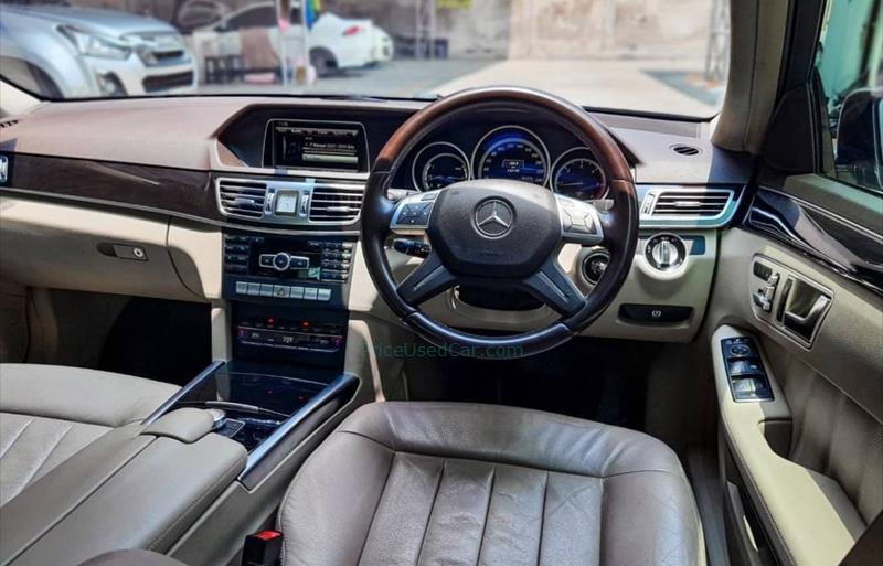 ขายรถเก๋งมือสอง-mercedes-benz-เมอร์เซเดสเบนซ์-e300-อีสามศูนย์ศูนย์-รถปี2014-รหัส76641-2146b0fd.jpg ขายรถเก๋งมือสอง-mercedes-benz-เมอร์เซเดสเบนซ์-e300-อีสามศูนย์ศูนย์-รถปี2014-รหัส76641-2146b0fd.jpg