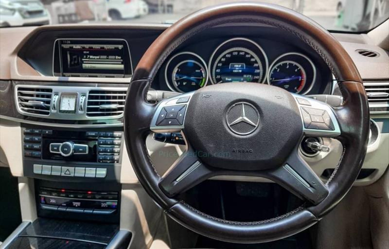 ขายรถเก๋งมือสอง-mercedes-benz-เมอร์เซเดสเบนซ์-e300-อีสามศูนย์ศูนย์-รถปี2014-รหัส76641-857cb505.jpg ขายรถเก๋งมือสอง-mercedes-benz-เมอร์เซเดสเบนซ์-e300-อีสามศูนย์ศูนย์-รถปี2014-รหัส76641-857cb505.jpg