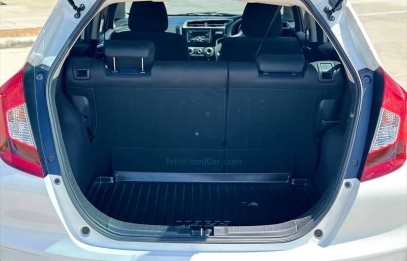 ขายรถเก๋งมือสอง-honda-ฮอนด้า-jazz-แจ๊ส-รถปี2020-รหัส76644-bccbaaa4.jpg ขายรถเก๋งมือสอง-honda-ฮอนด้า-jazz-แจ๊ส-รถปี2020-รหัส76644-bccbaaa4.jpg