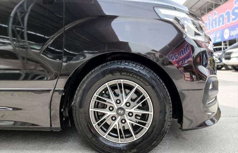 ขายรถตู้มือสอง-hyundai-ฮุนได-h-1-เอชวัน-รถปี2019-รหัส76648-a6f26899.jpg ขายรถตู้มือสอง-hyundai-ฮุนได-h-1-เอชวัน-รถปี2019-รหัส76648-a6f26899.jpg