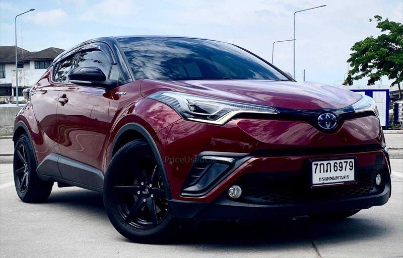 รถเก๋งมือสอง  TOYOTA CHR Hybrid รถปี2018