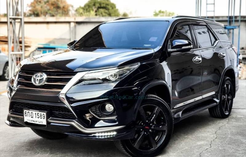 รถอเนกประสงค์มือสอง TOYOTA FORTUNER รถปี 2017