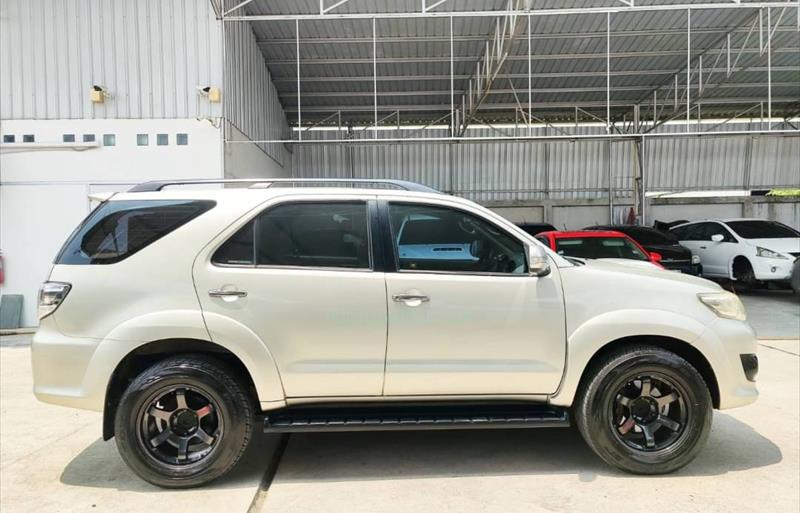 ขายรถ-suv-มือสอง-toyota-โตโยต้า-fortuner-ฟอร์จูนเนอร์-รถปี2013-รหัส76672-d045eb7f.jpg ขายรถ-suv-มือสอง-toyota-โตโยต้า-fortuner-ฟอร์จูนเนอร์-รถปี2013-รหัส76672-d045eb7f.jpg