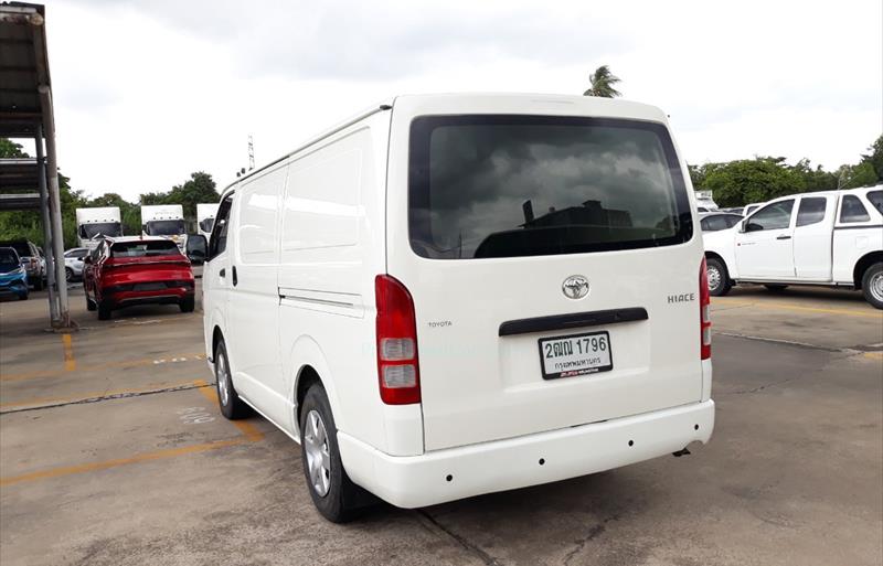 ขายรถตู้มือสอง toyota hiace รถปี2018 รหัส 76684 รูปที่3