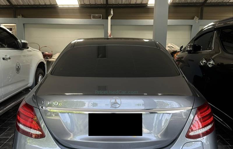 ขายรถเก๋งมือสอง-mercedes-benz-เมอร์เซเดสเบนซ์-e300-อีสามศูนย์ศูนย์-รถปี2020-รหัส76717-4528489d.jpg ขายรถเก๋งมือสอง-mercedes-benz-เมอร์เซเดสเบนซ์-e300-อีสามศูนย์ศูนย์-รถปี2020-รหัส76717-4528489d.jpg