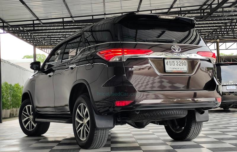 ขายรถ-suv-มือสอง-toyota-โตโยต้า-fortuner-ฟอร์จูนเนอร์-รถปี2015-รหัส76718-10e73197.jpg ขายรถ-suv-มือสอง-toyota-โตโยต้า-fortuner-ฟอร์จูนเนอร์-รถปี2015-รหัส76718-10e73197.jpg