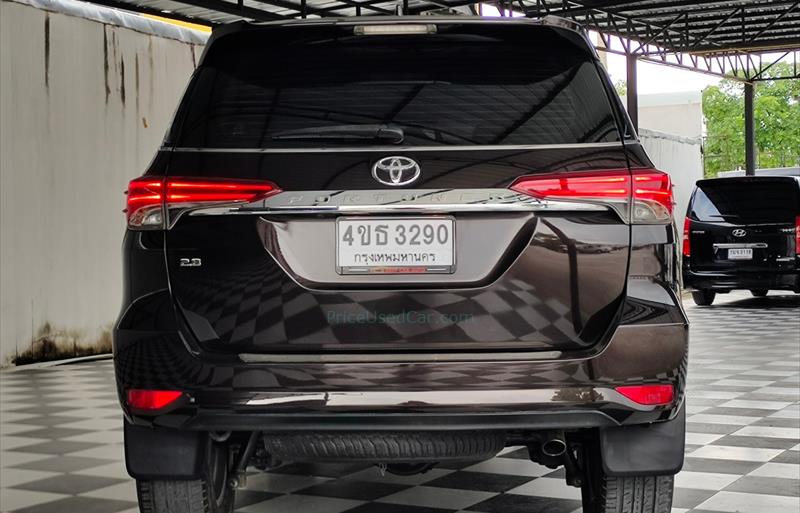 ขายรถอเนกประสงค์มือสอง toyota fortuner รถปี2015 รหัส 76718 รูปที่4