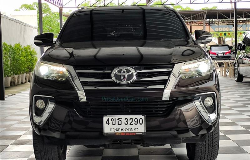 ขายรถอเนกประสงค์มือสอง toyota fortuner รถปี2015 รหัส 76718 รูปที่2