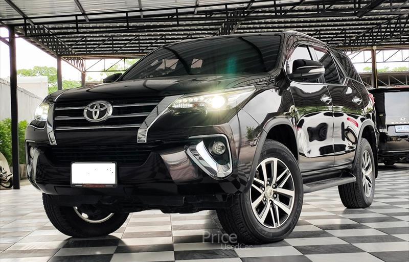 รถอเนกประสงค์มือสอง TOYOTA FORTUNER รถปี 2015