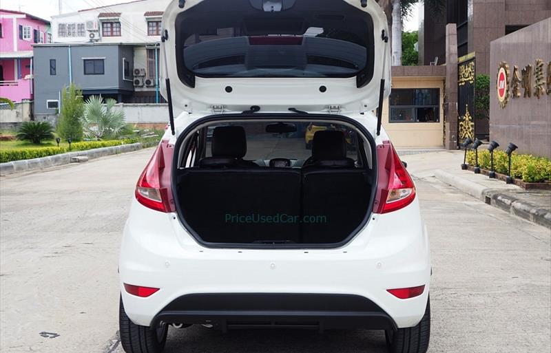 ขายรถเก๋งมือสอง-ford-ฟอร์ด-fiesta-เฟียสต้า-รถปี2012-รหัส76751-96912737.jpg ขายรถเก๋งมือสอง-ford-ฟอร์ด-fiesta-เฟียสต้า-รถปี2012-รหัส76751-96912737.jpg