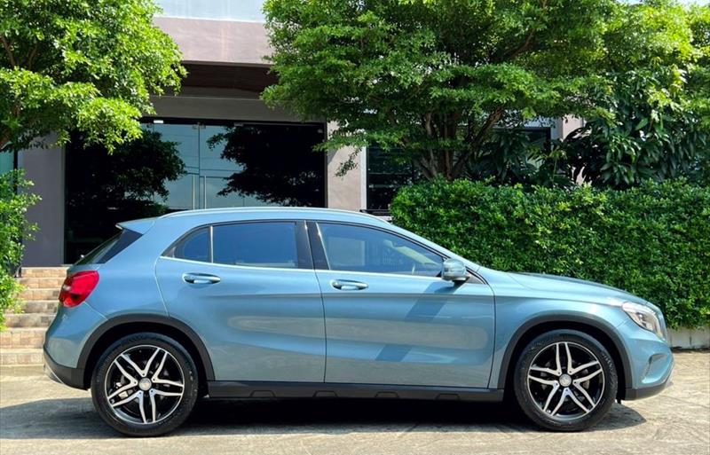 ขายรถ-suv-มือสอง-mercedes-benz-เมอร์เซเดสเบนซ์-gla-200-จีแอลเอ200-รถปี2015-รหัส76755-64869528.jpg ขายรถ-suv-มือสอง-mercedes-benz-เมอร์เซเดสเบนซ์-gla-200-จีแอลเอ200-รถปี2015-รหัส76755-64869528.jpg