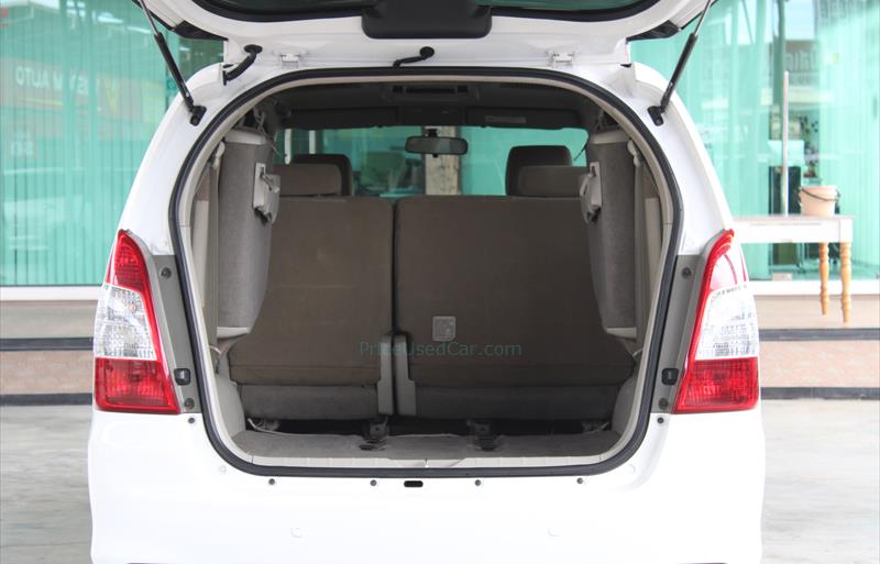 ขายรถตู้มือสอง toyota innova รถปี2015 รหัส 76810 รูปที่5 ขายรถตู้มือสอง toyota innova รถปี2015 รหัส 76810 รูปที่5