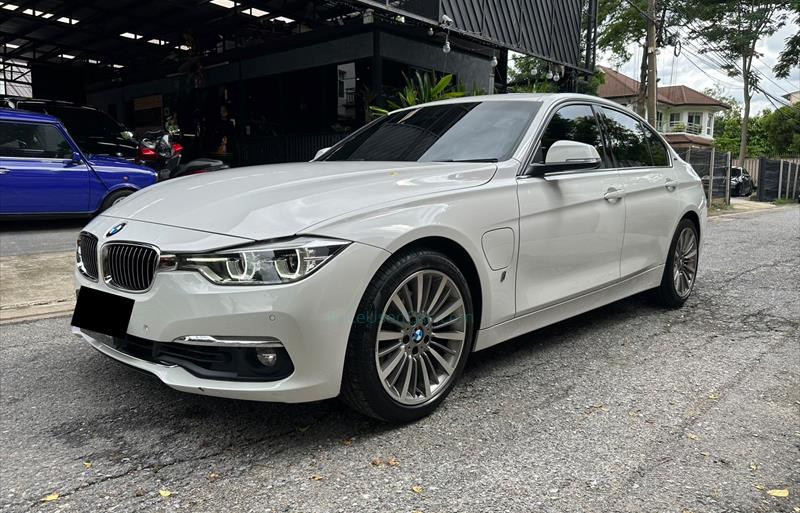 รถเก๋งมือสอง  BMW 330E Luxury รถปี2017