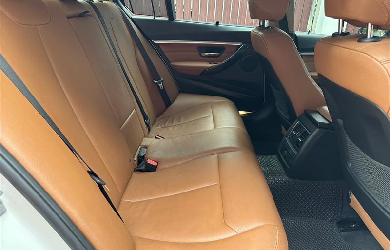 ขายรถเก๋งมือสอง bmw 330e รถปี2017 รหัส 76830 รูปที่10 ขายรถเก๋งมือสอง bmw 330e รถปี2017 รหัส 76830 รูปที่10