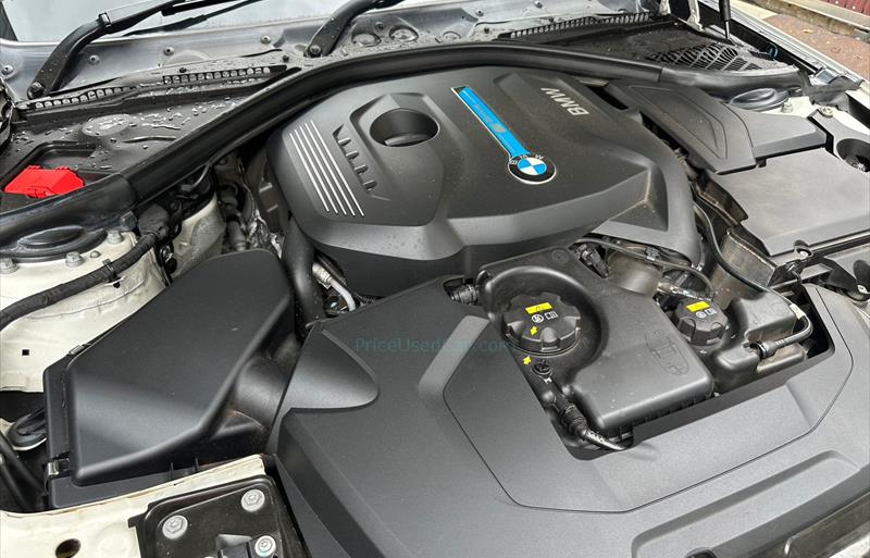 ขายรถเก๋งมือสอง bmw 330e รถปี2017 รหัส 76830 รูปที่12 ขายรถเก๋งมือสอง bmw 330e รถปี2017 รหัส 76830 รูปที่12
