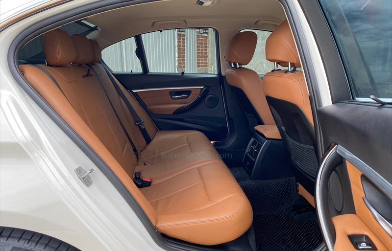 ขายรถเก๋งมือสอง bmw 330e รถปี2018 รหัส 76831 รูปที่11 ขายรถเก๋งมือสอง bmw 330e รถปี2018 รหัส 76831 รูปที่11